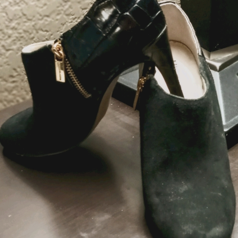 Womens shoes